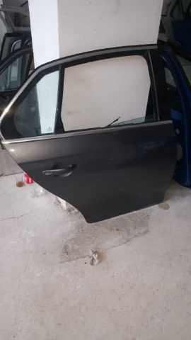Volkswagen Jetta 2006-2010 Çıkma Yedek Sag Arka Kapı Füme